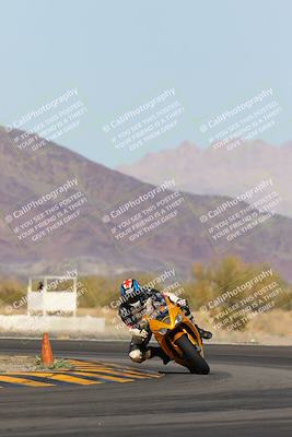 media/Feb-04-2023-SoCal Trackdays (Sat) [[8a776bf2c3]]/Turn 14 (115pm)/